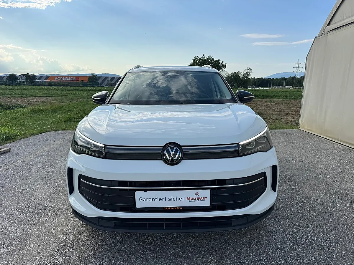 Volkswagen Tiguan 2025 photo 2