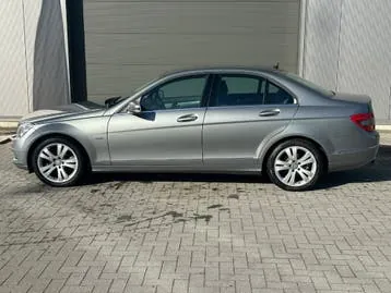 Mercedes-Benz C-Class 2011 photo 2
