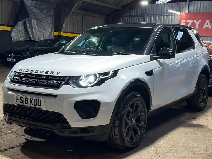 Land Rover Discovery Sport 2018 photo 4