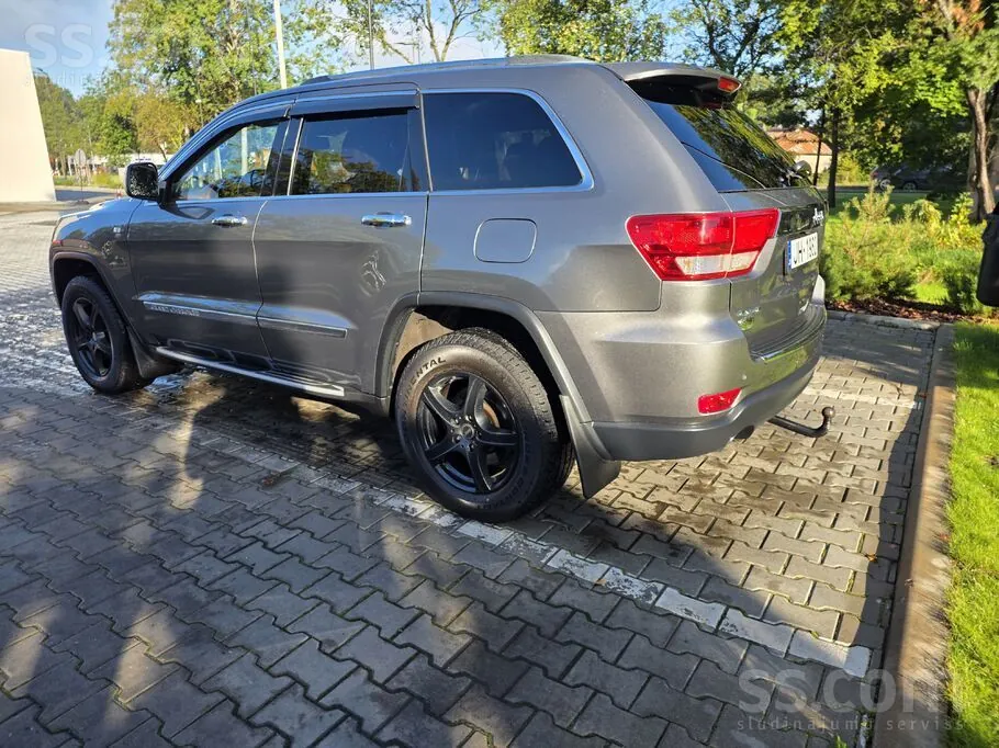 Jeep Grand Cherokee 2012 photo 5