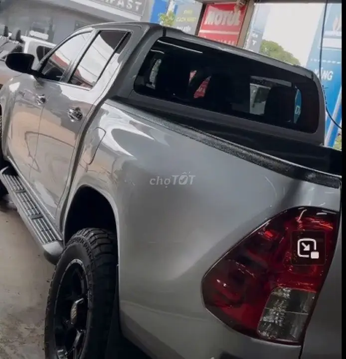 Toyota Hilux 2015 photo 2