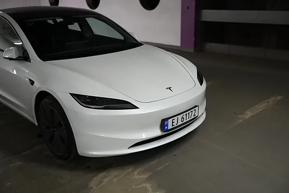 Tesla Model 3 2024 photo 5