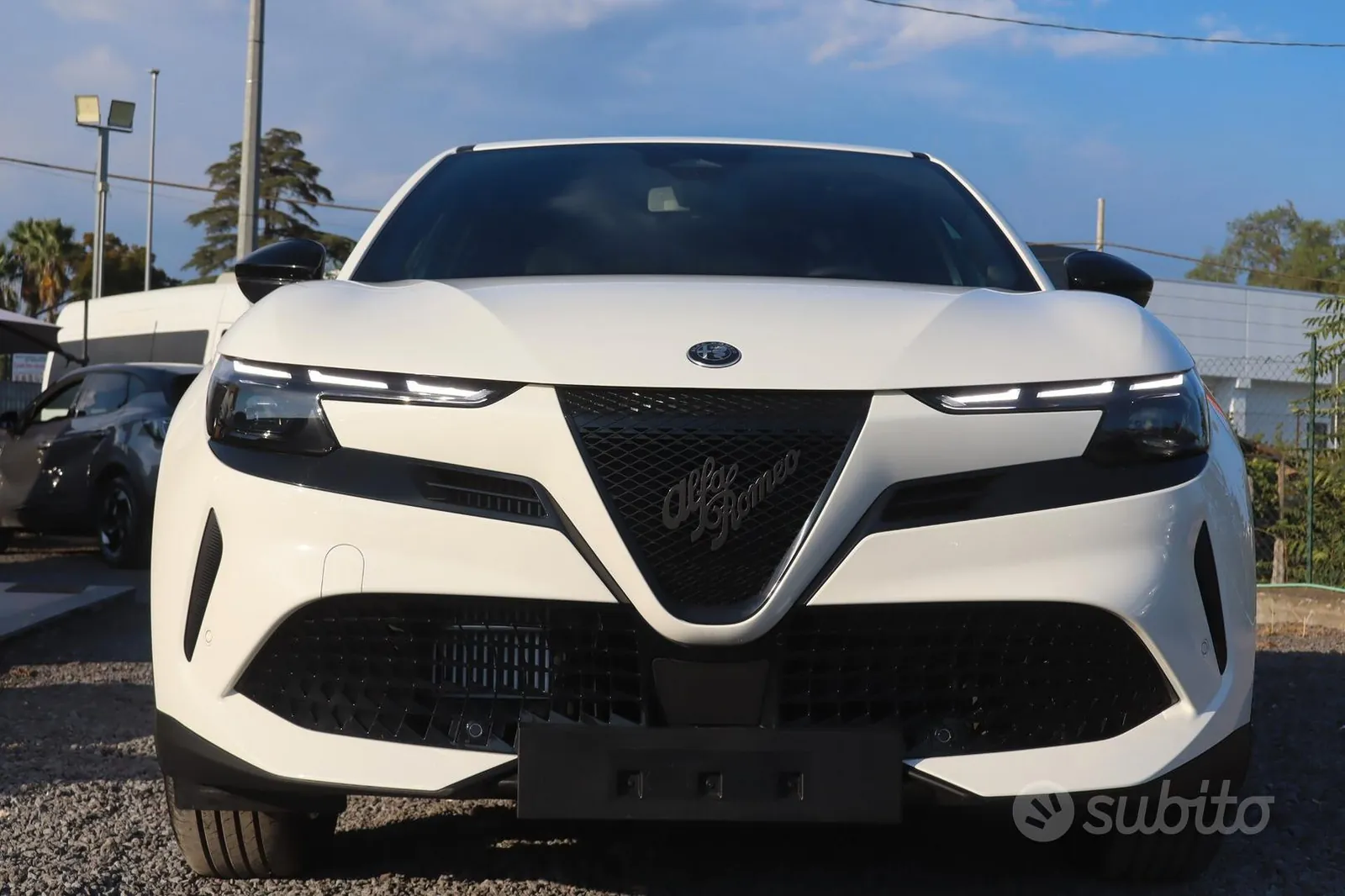 Alfa Romeo Junior 2022 photo 3