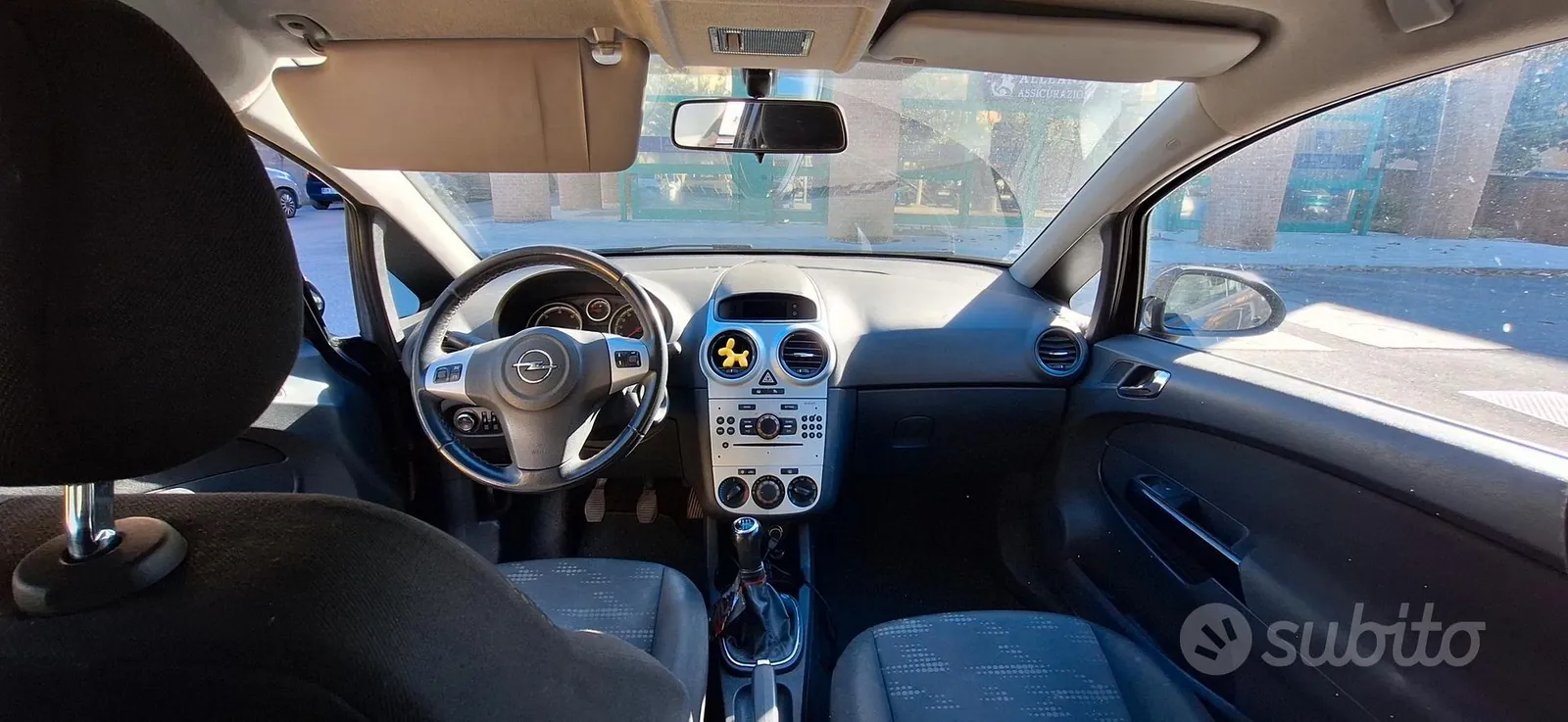 Opel Corsa 2011 photo 5