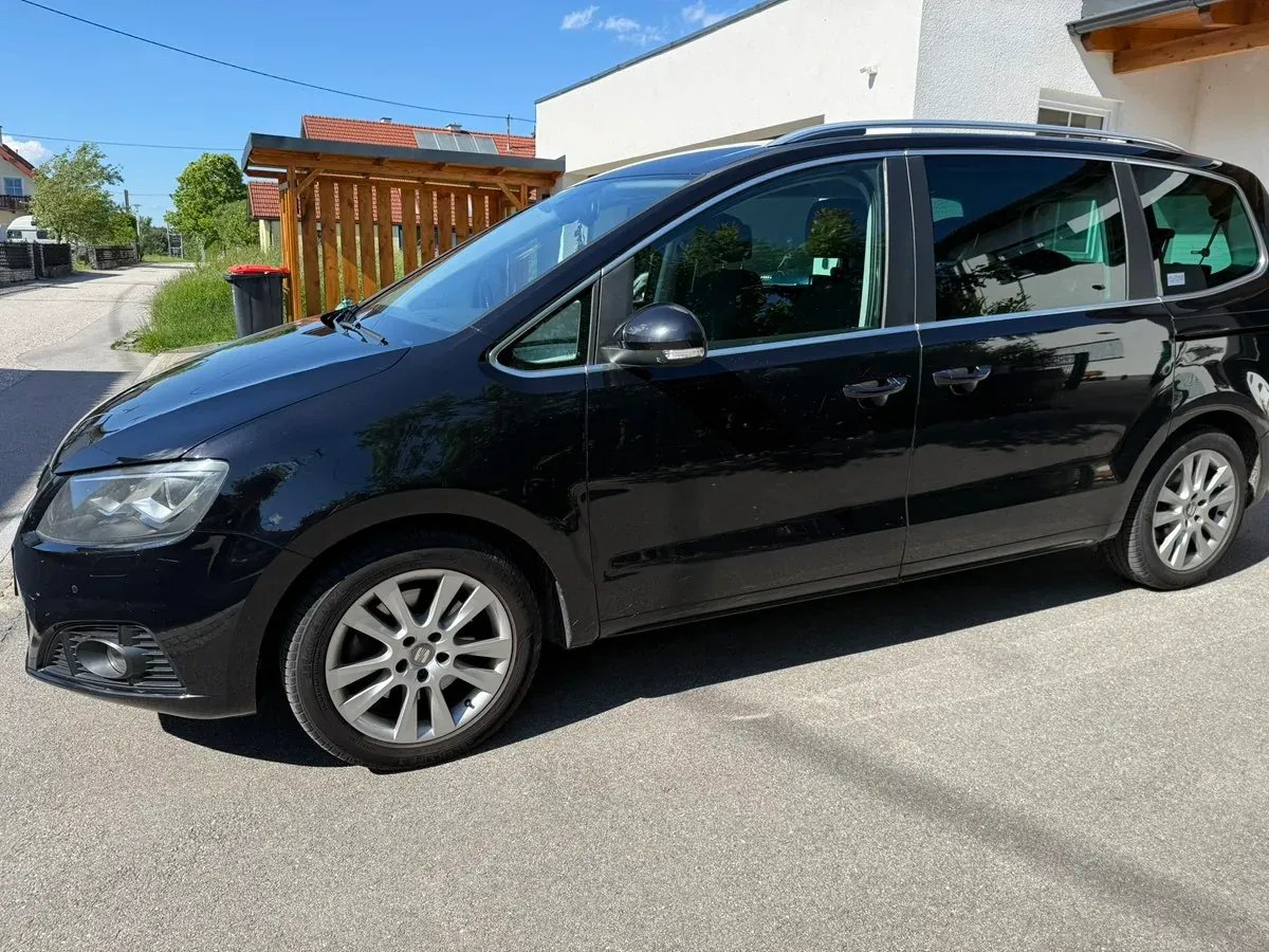 Seat Alhambra 2013 photo 3