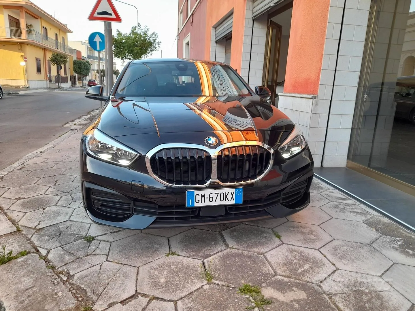 BMW 1 Series 2022 photo 2