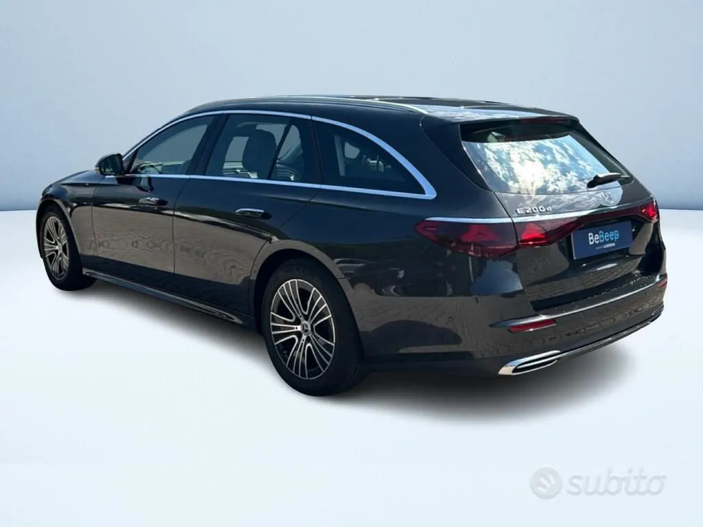 Mercedes-Benz E 2025 photo 5