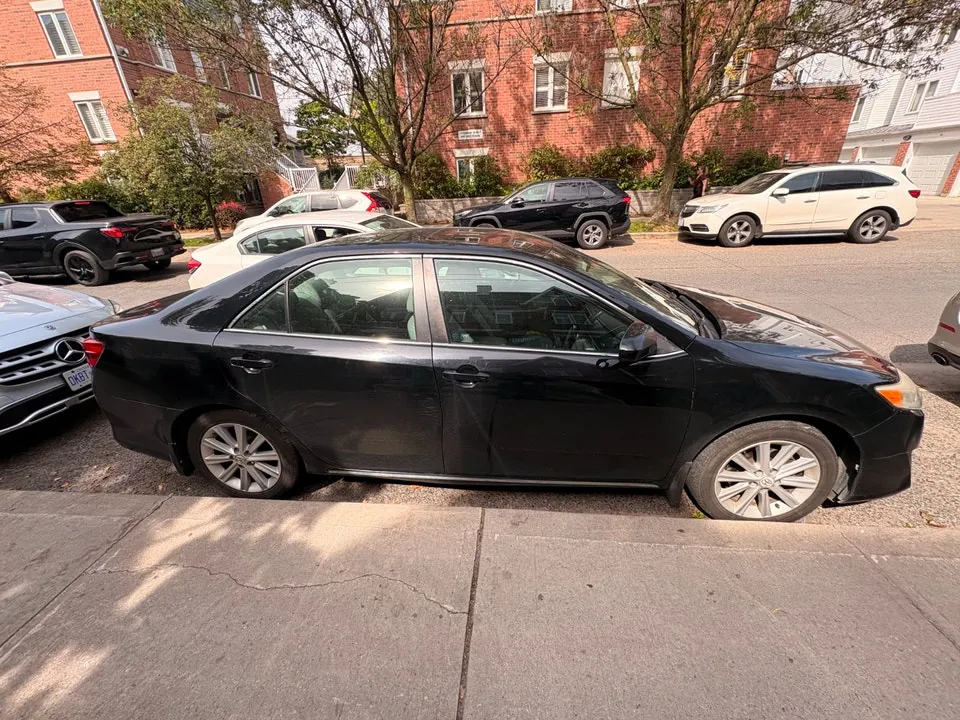 Toyota Camry 2012 photo 2