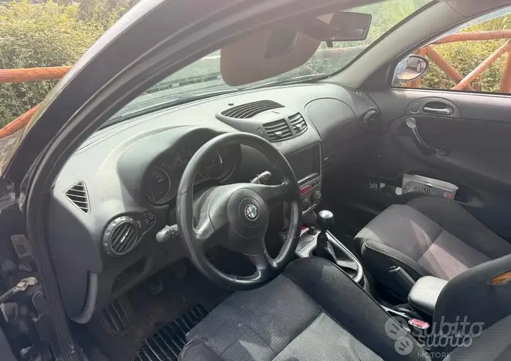 Alfa Romeo 147 2007 photo 4