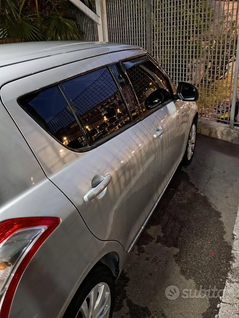 Suzuki Swift 2011 photo 3