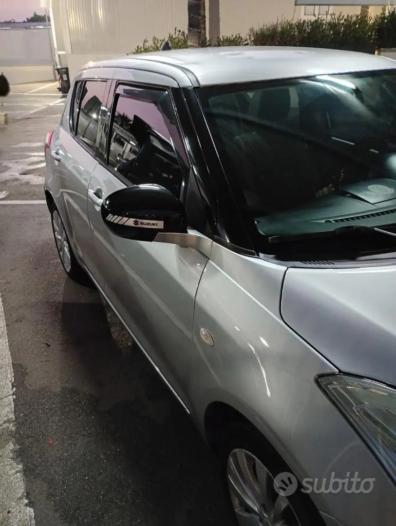 Suzuki Swift 2011 photo 4
