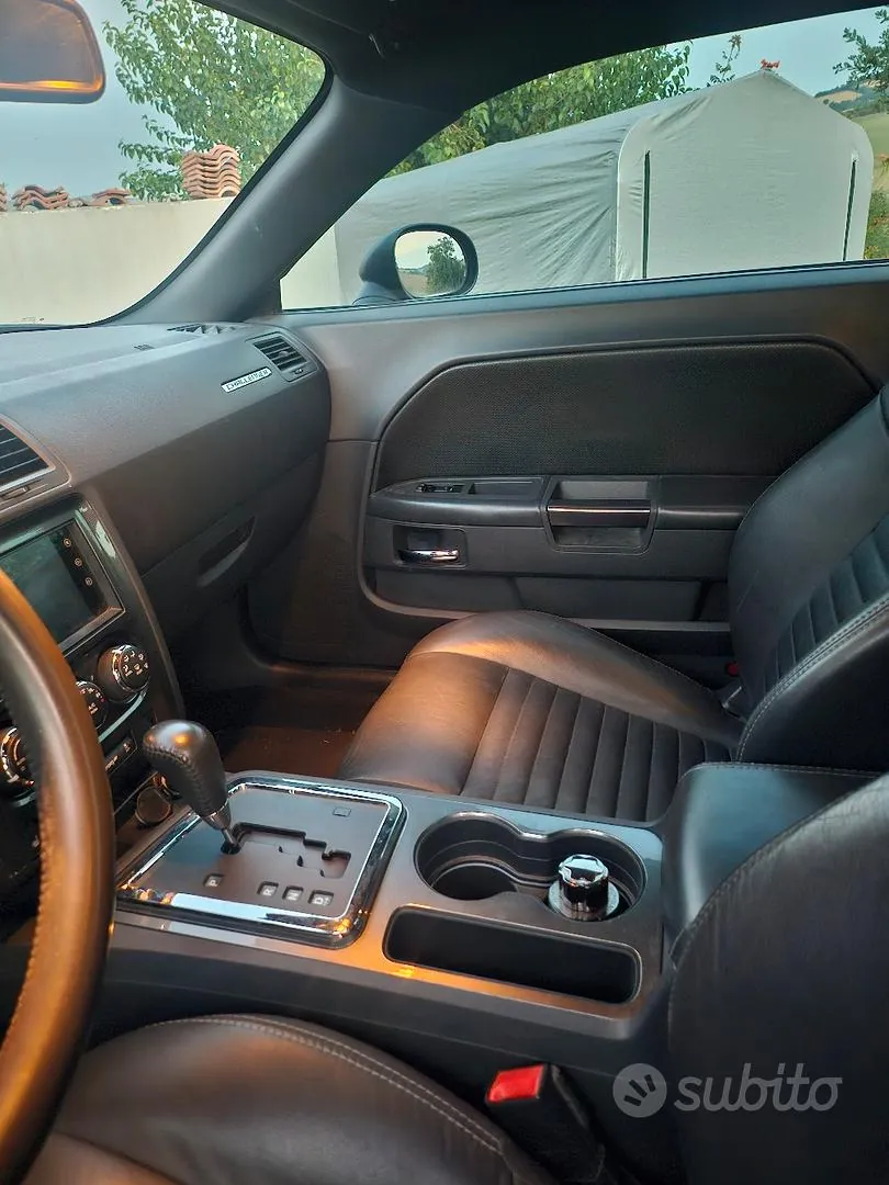 Dodge Challenger 2013 photo 4