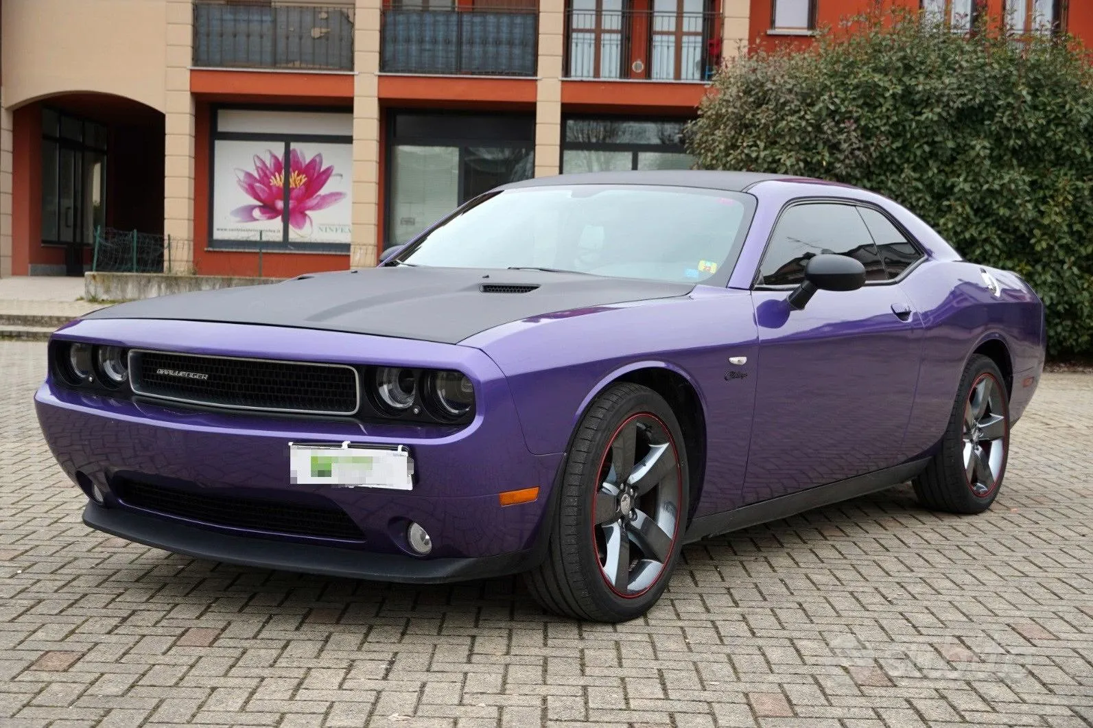 Dodge Challenger