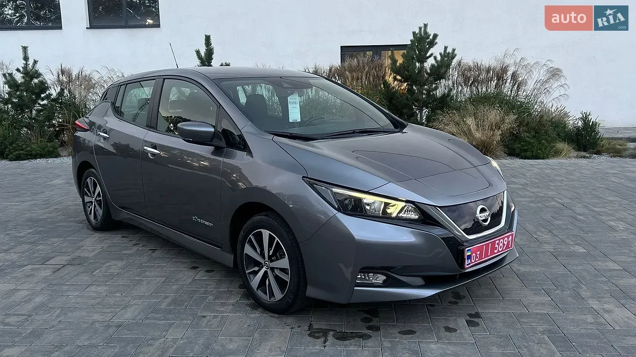 Nissan Leaf 2018 photo 5