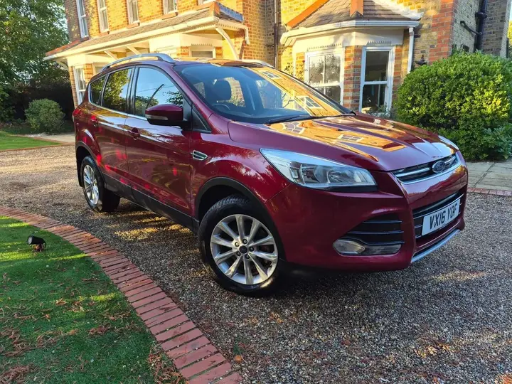 Ford Kuga 2016 photo 2
