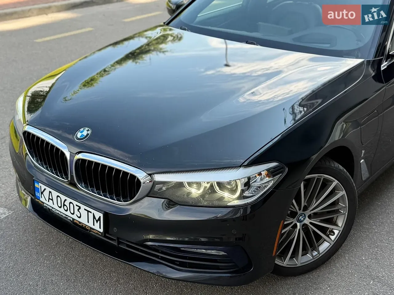 BMW 5 Series 2017 photo 4