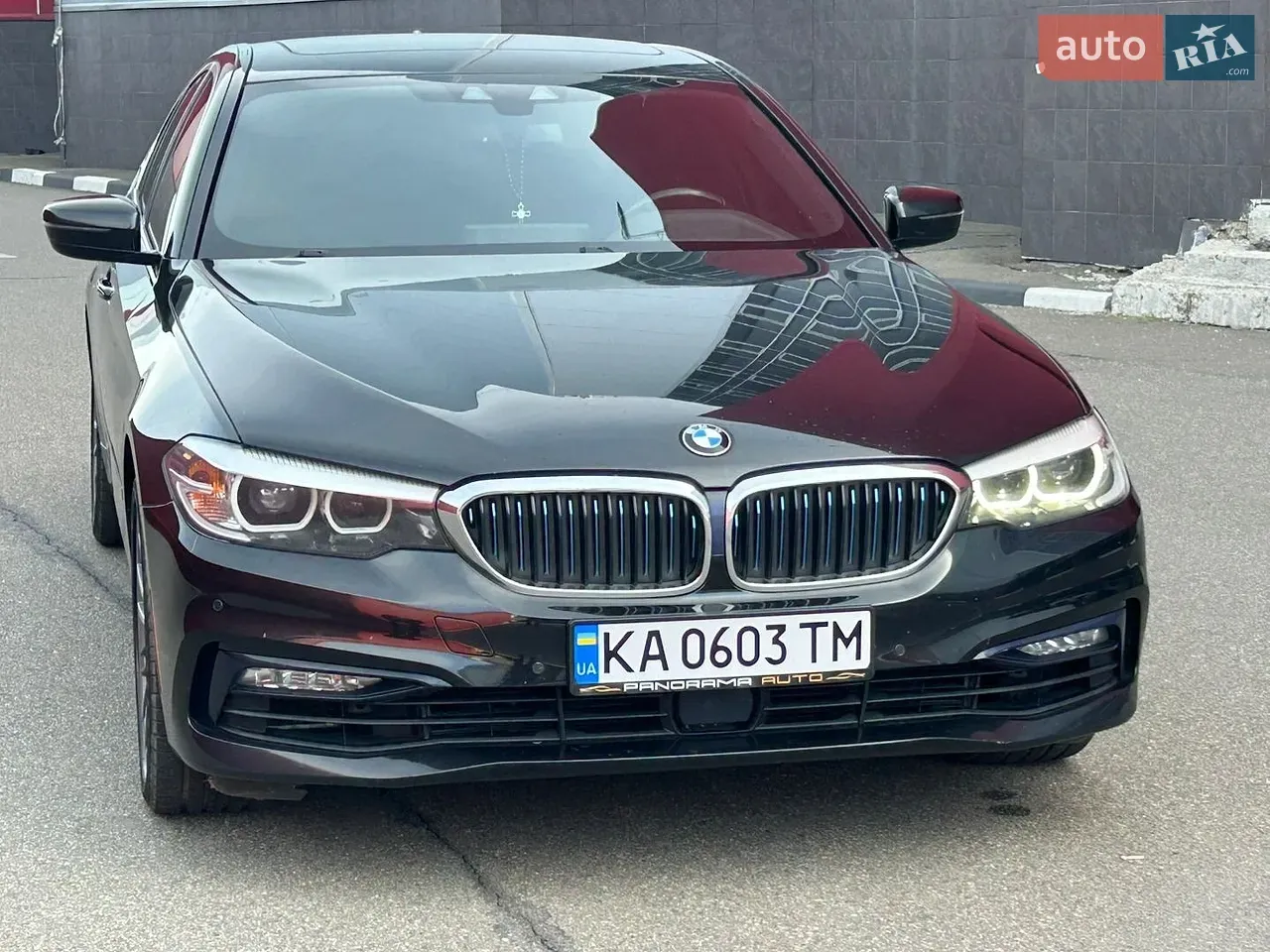 BMW 5 Series 2017 photo 3