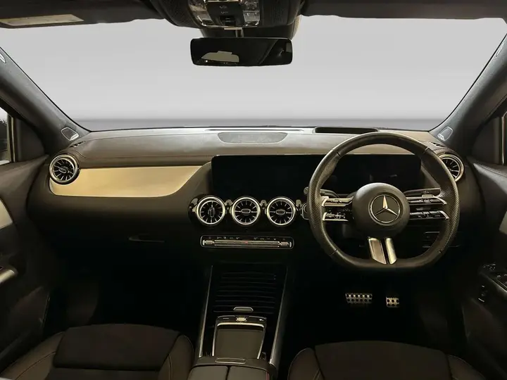 Mercedes-Benz Eqa 2024 photo 3