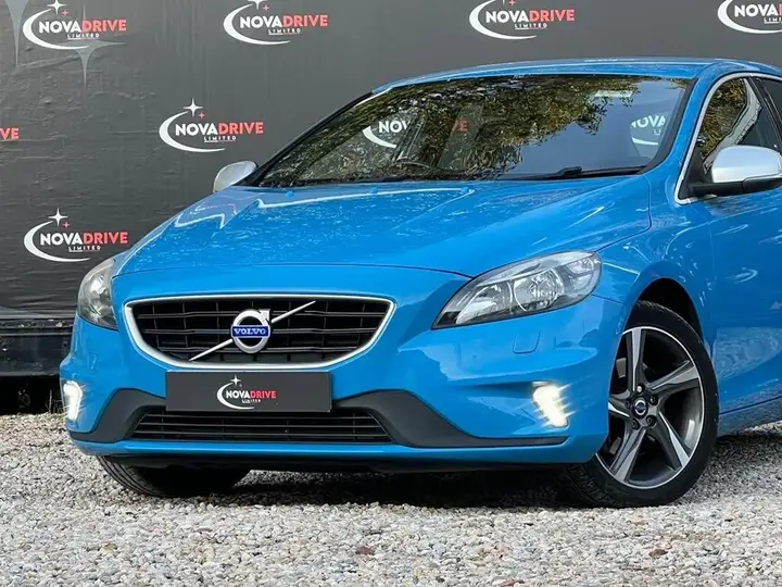 Volvo V40 2015 photo 4