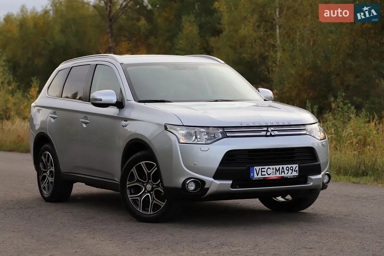 Mitsubishi Outlander 2015 photo 3
