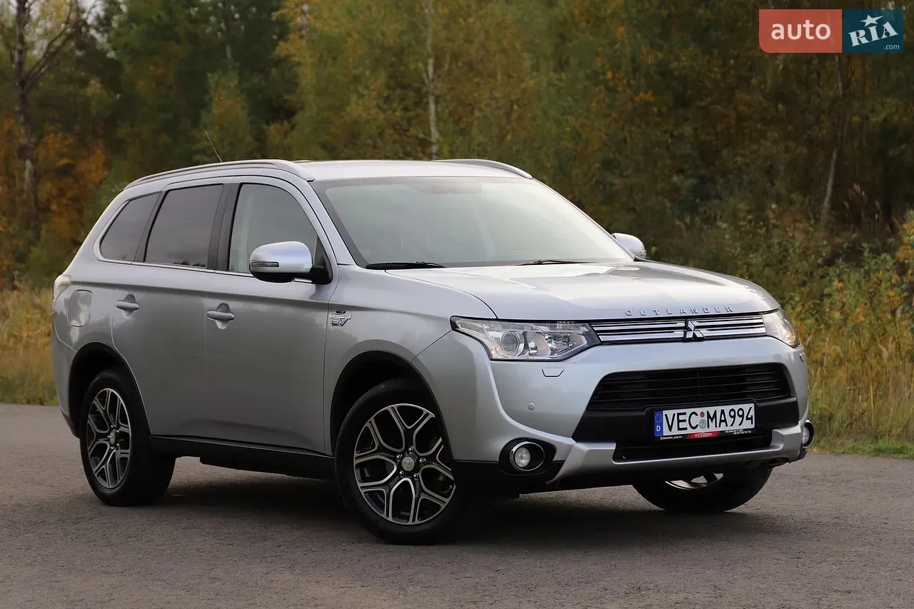Mitsubishi Outlander 2015 photo 4