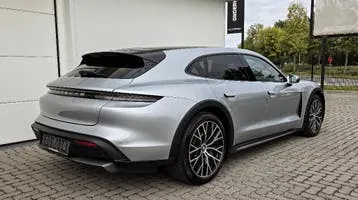 Porsche Taycan 2023 photo 2
