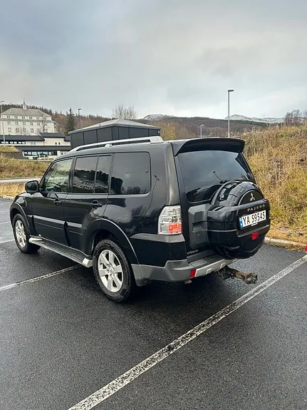 Mitsubishi Pajero 2007 photo 2