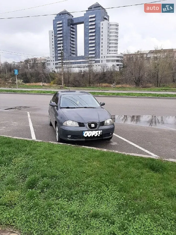 Seat Cordoba 2008 photo 2