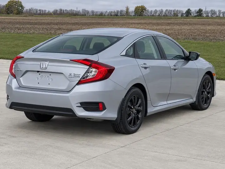 Honda Civic 2016 photo 4