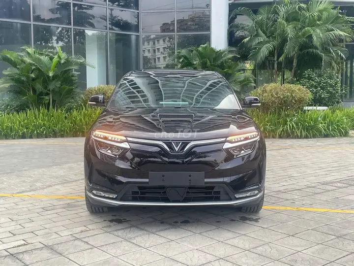 Vinfast Vf8