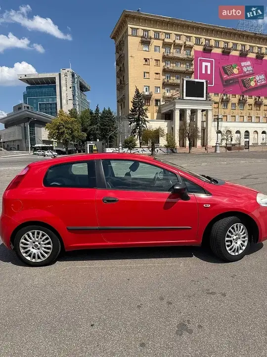 Fiat Punto 2009 photo 5
