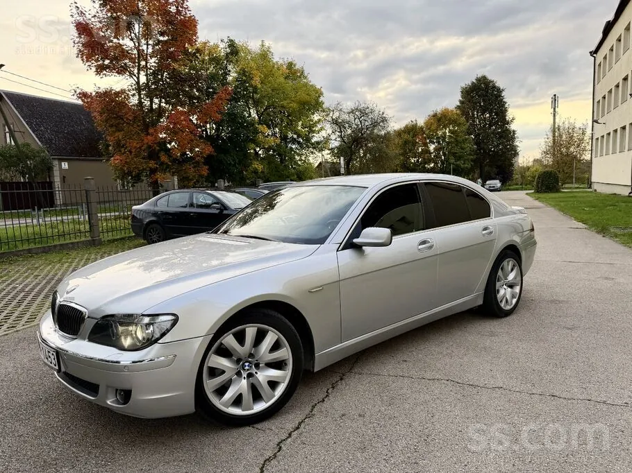 BMW 730 2005 photo 2