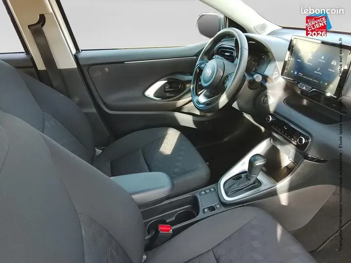 Toyota Yaris 2025 photo 5