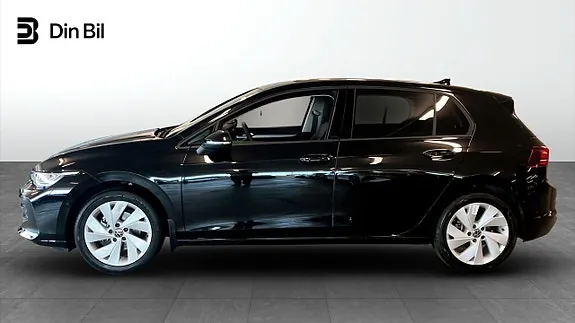Volkswagen Golf I 2026 photo 2