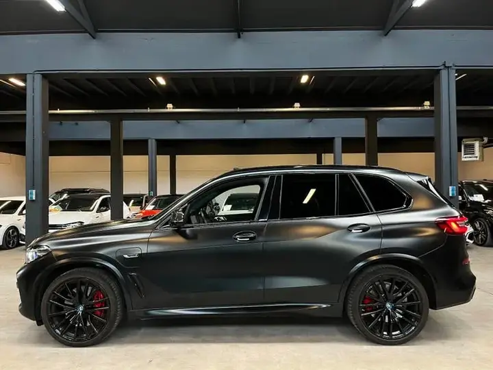 BMW X5 2021 photo 2