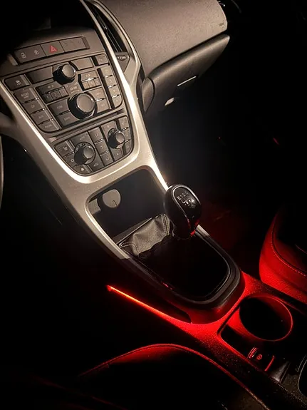 Opel Astra 2011 photo 5