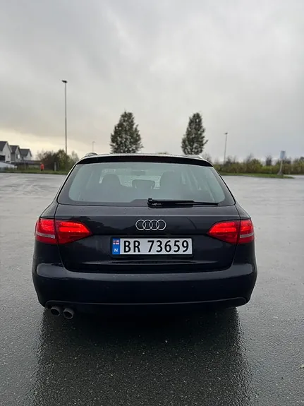 Audi A4 2009 photo 5