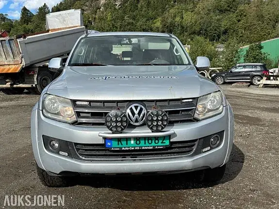 Volkswagen Amarok 2011 photo 2