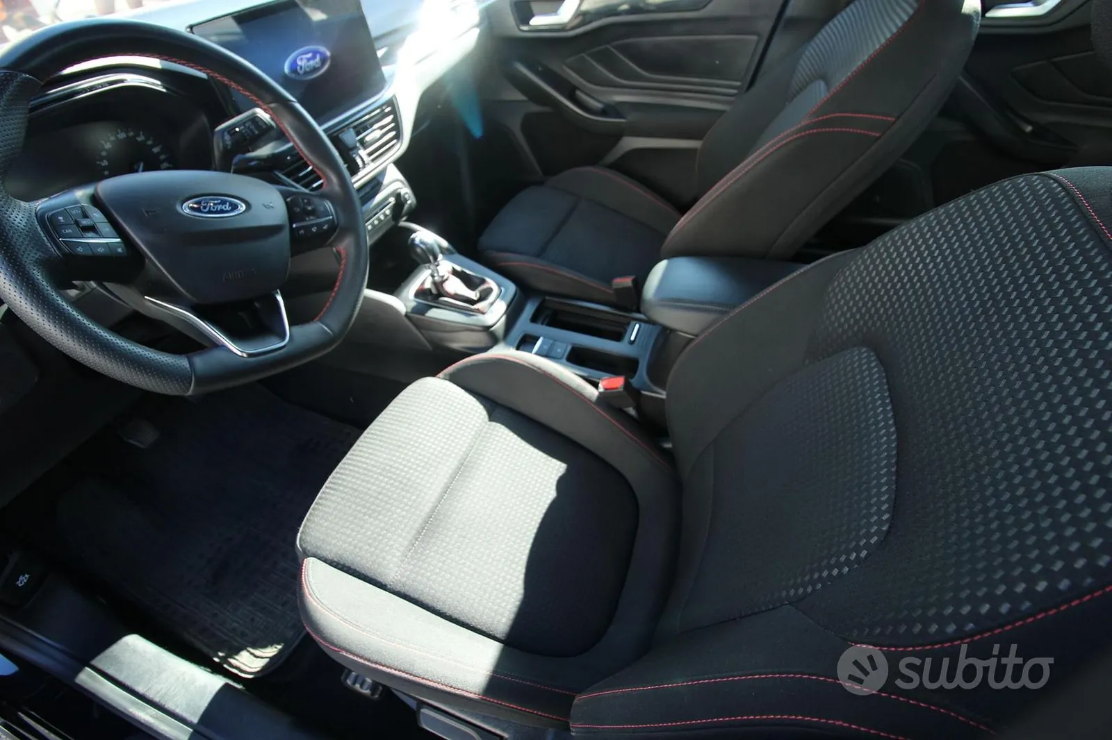 Ford Focus 2023 photo 4