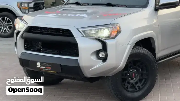 Toyota 4Runner 2023 photo 3