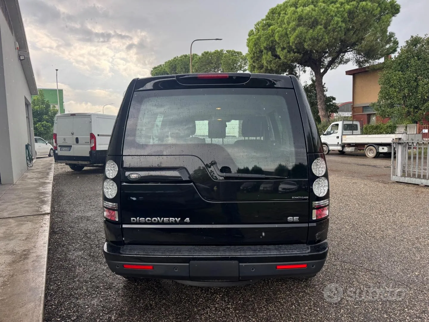 Land Rover Discovery 2017 photo 5