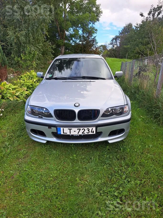 BMW 330D 2003 photo 2