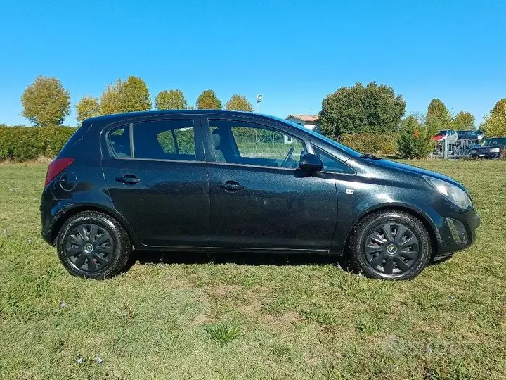 Opel Corsa 2013 photo 3