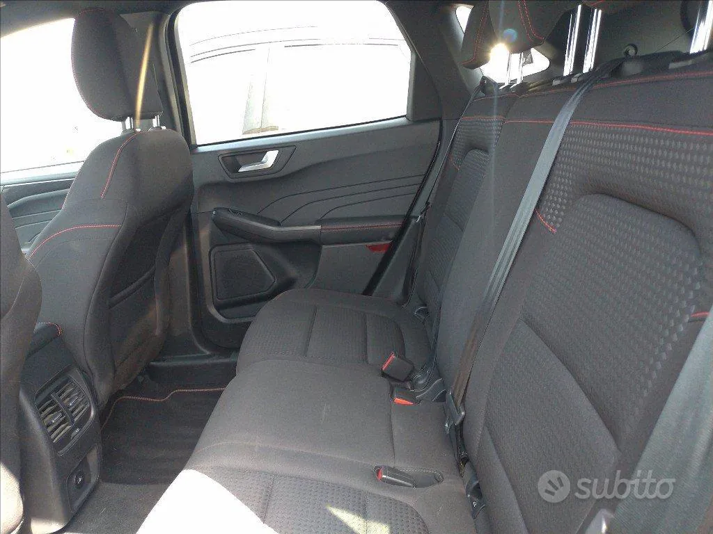 Ford Kuga 2023 photo 4