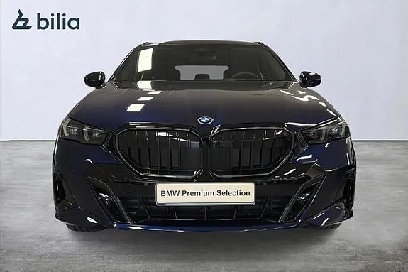 BMW 550E 2026 photo 5
