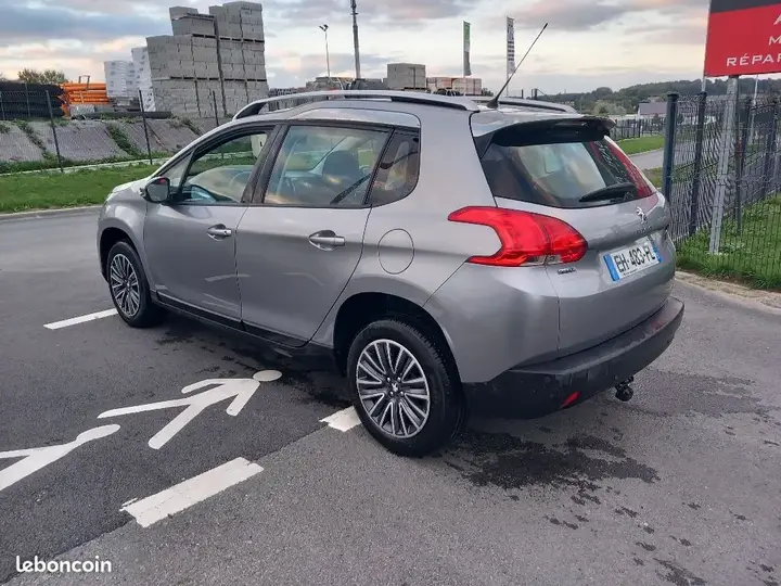 Peugeot 2008 2016 photo 4