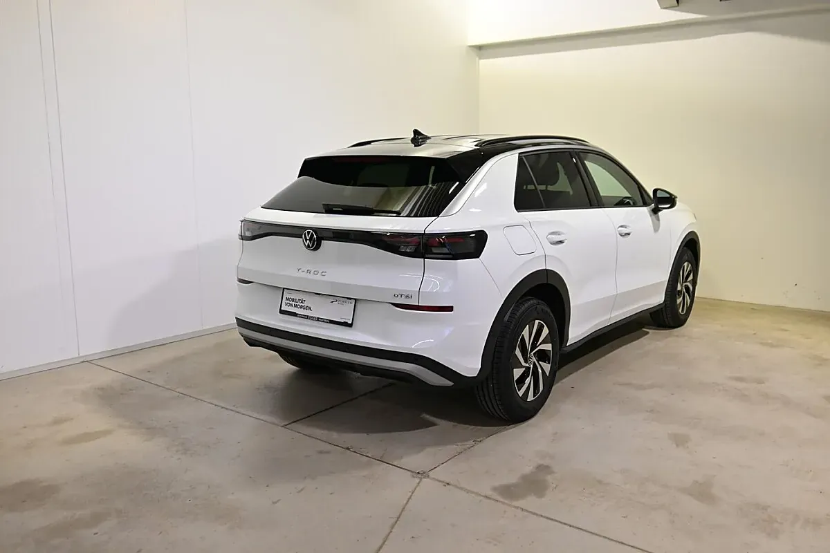 Volkswagen T-Roc Life 2026 photo 2