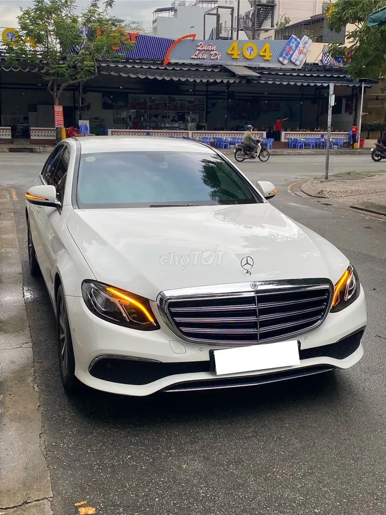 Mercedes-Benz E-Class 2019 photo 2