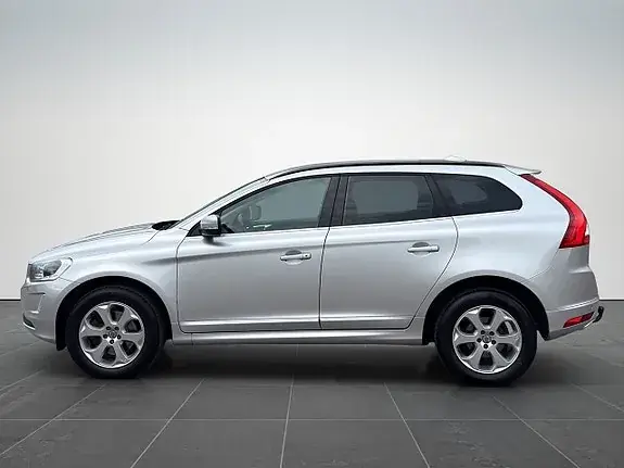 Volvo Xc60 2017 photo 2