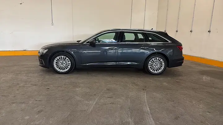Audi A6 Avant 2023 photo 3